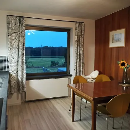 アパート Grosse Ferienwohnung In Traumhafter Hanglage 5 Personen Naehe Legoland Echenbrunn